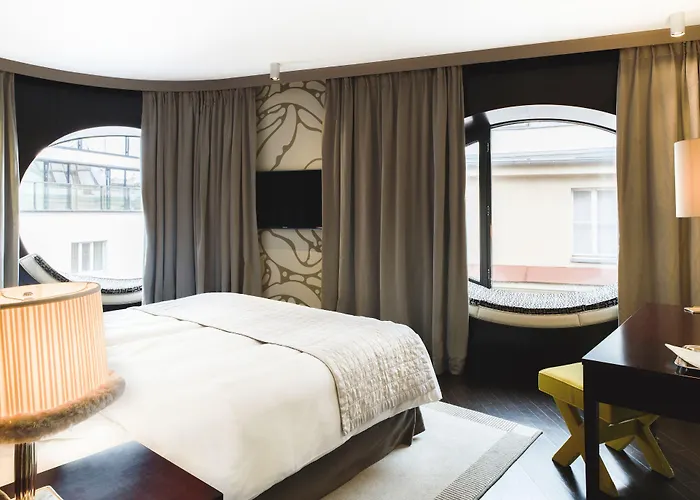 Hotel Topazz & Lamee