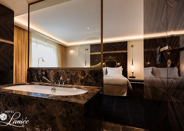Topazz & Lamee Hotel Wien